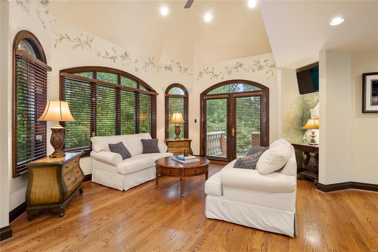 Ladue - Residential
