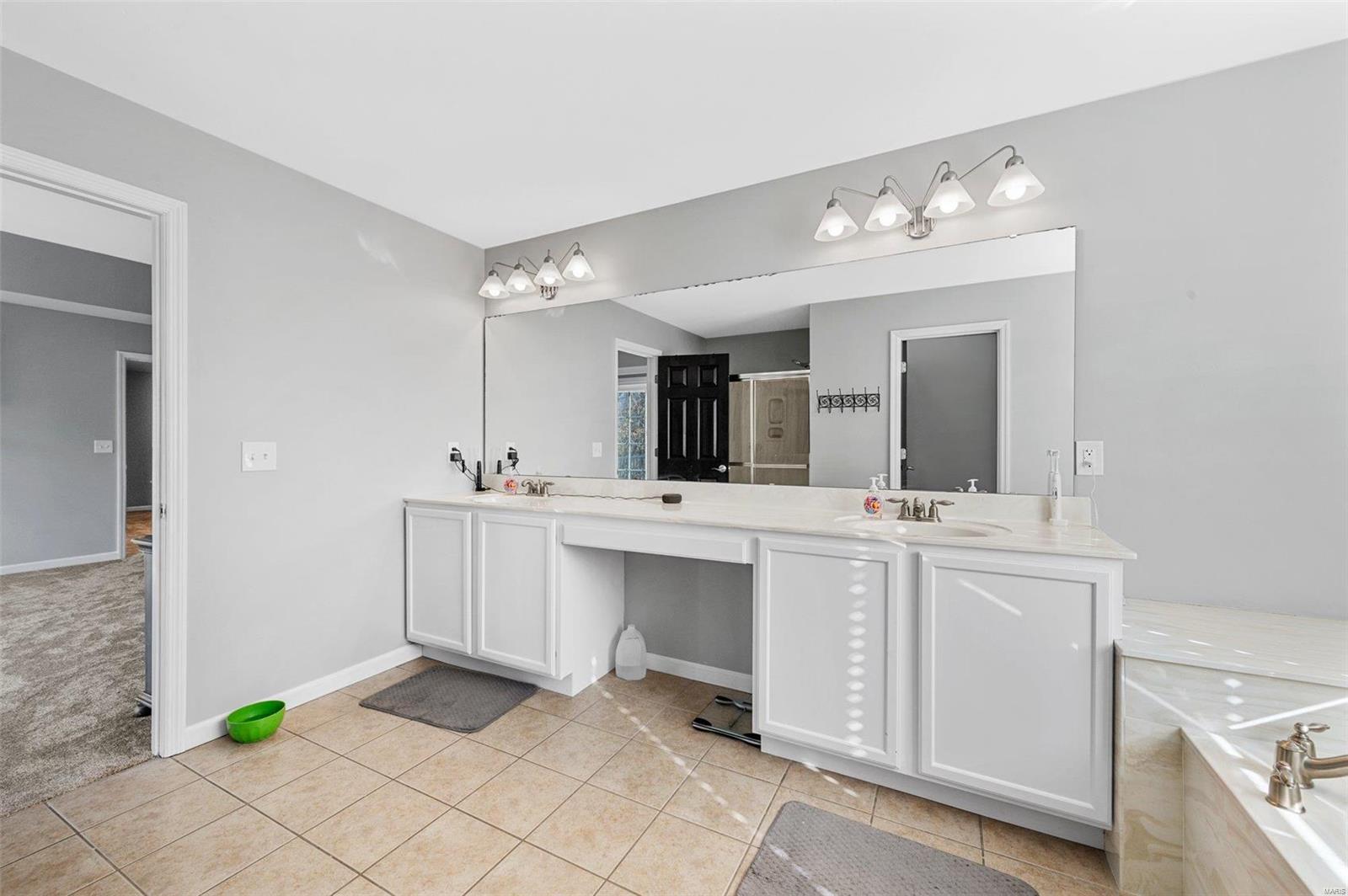 Westhampton Place - Residential