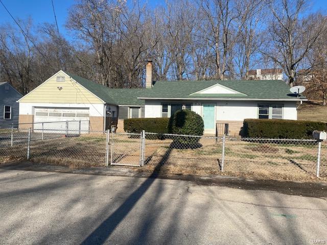 BETTER MOVE FAST AS THIS RANCH HOME WILL NOT LAST LONG HOMEBUYERS in the Heart of Arnold!!! Come see this 3 bed and 1 FULL bath home!!! What a  terrific find at a Great Price in the Fox C-6 School District! This home is LOADED with Potential! Bring your Great Ideas and Call It Yours! SCHEDULE YOUR SHOWING TODAY!!! Seller's Disclosure statement is not available. Special Sale Contract (form #2043) required. Must have a proof of funds prior to seller considering the potential
buyer' s offer. Submit offers by this SUN 1/9. Counter/acceptance will be made by MON 1/10.