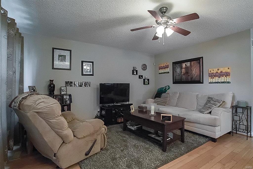 Flora Terrace Lts 118 Thru 120 & Lt Pt - Residential