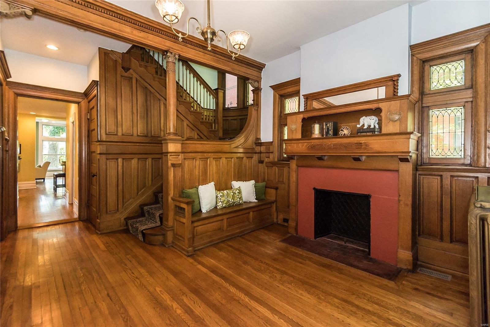 Bank/California - Residential