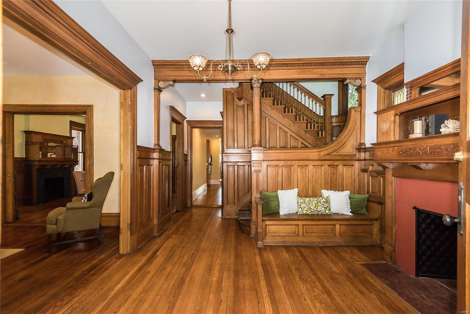 Bank/California - Residential