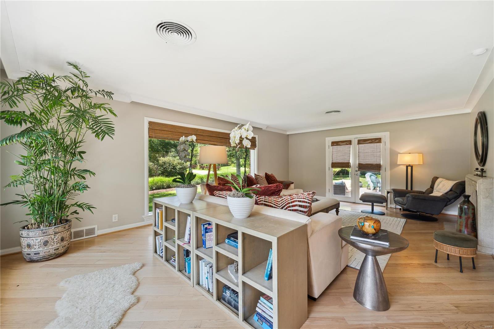 Camus - Residential