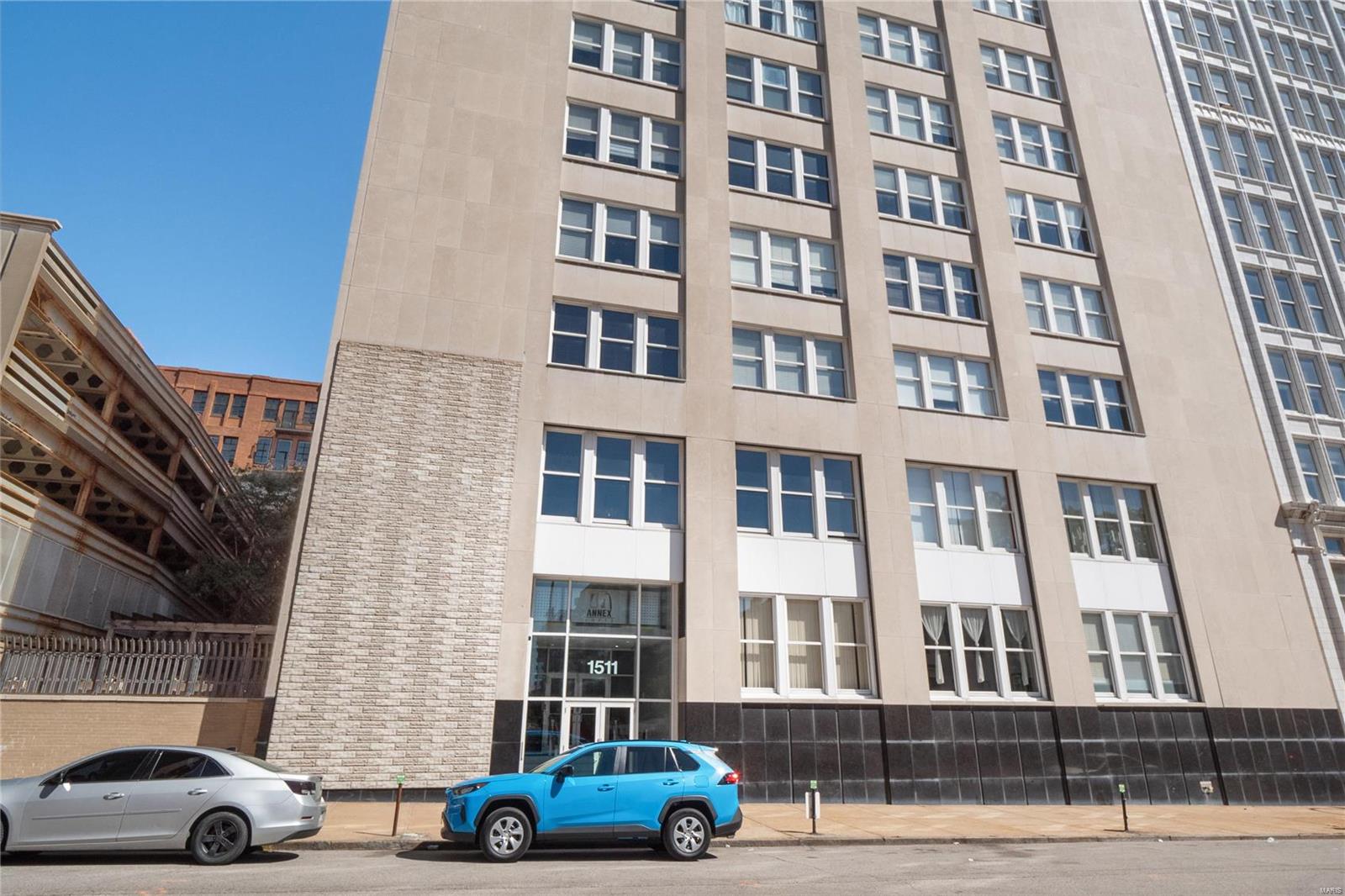 Annex Lofts Condo - Residential