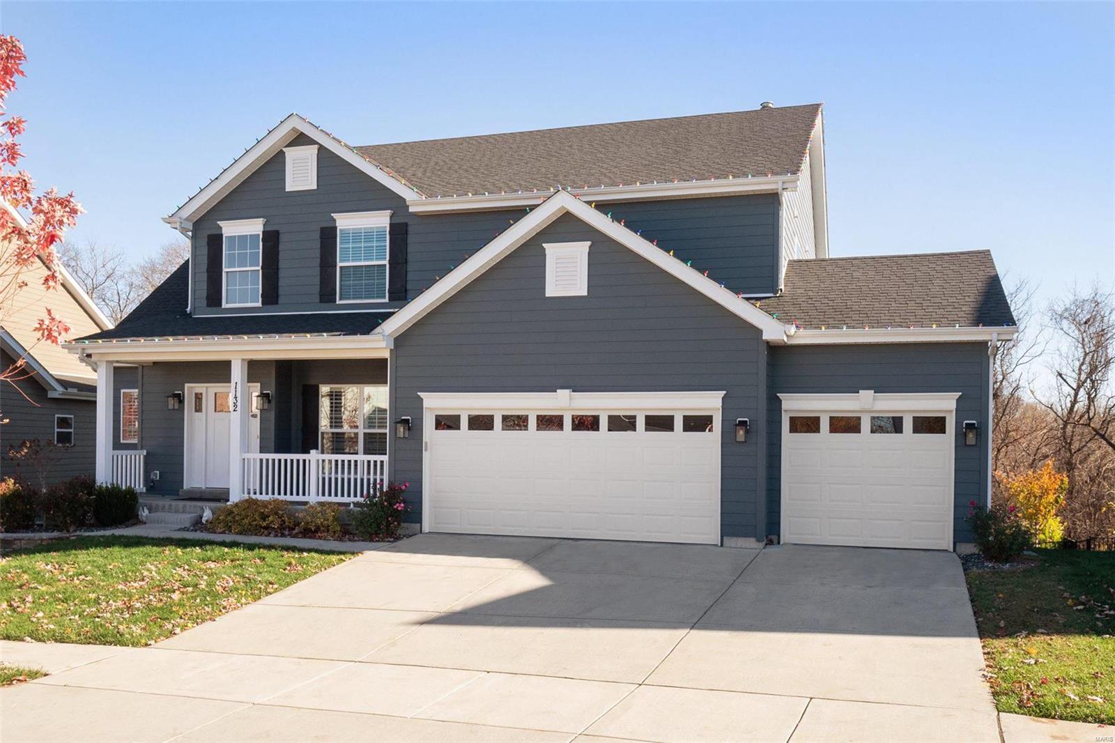 Welcome to this stunning home nestled in the highly sought after Fienup Farms subdivision.This exquisite 1.5 story home offers the perfect blend of elegance & functionality. With soaring 9-foot ceilings & a dramatic 2-story great room featuring a striking window wall, natural light floods the open-concept space. The gourmet kitchen is a chef’s dream, boasting quartz countertops, a gas cooktop, double ovens, & an expansive island. The primary suite features bay windows, large walk-in closet, large luxury bath w/ high low high double vanity, large tub w/ window, & walk in shower. Designed w/ luxury in mind, the beautiful open spindled staircase takes you up to 3 additional spacious bedrooms, w/ 1 ensuite & 1 Jack & Jill bath. A spacious bonus room also awaits you upstairs. Step outside and enjoy the serenity of the private backyard & beautiful landscaping. Fienup Farms homeowners enjoy wonderful amenities including fishing, pickleball courts, playgrounds, & a charming 26 acre lake.