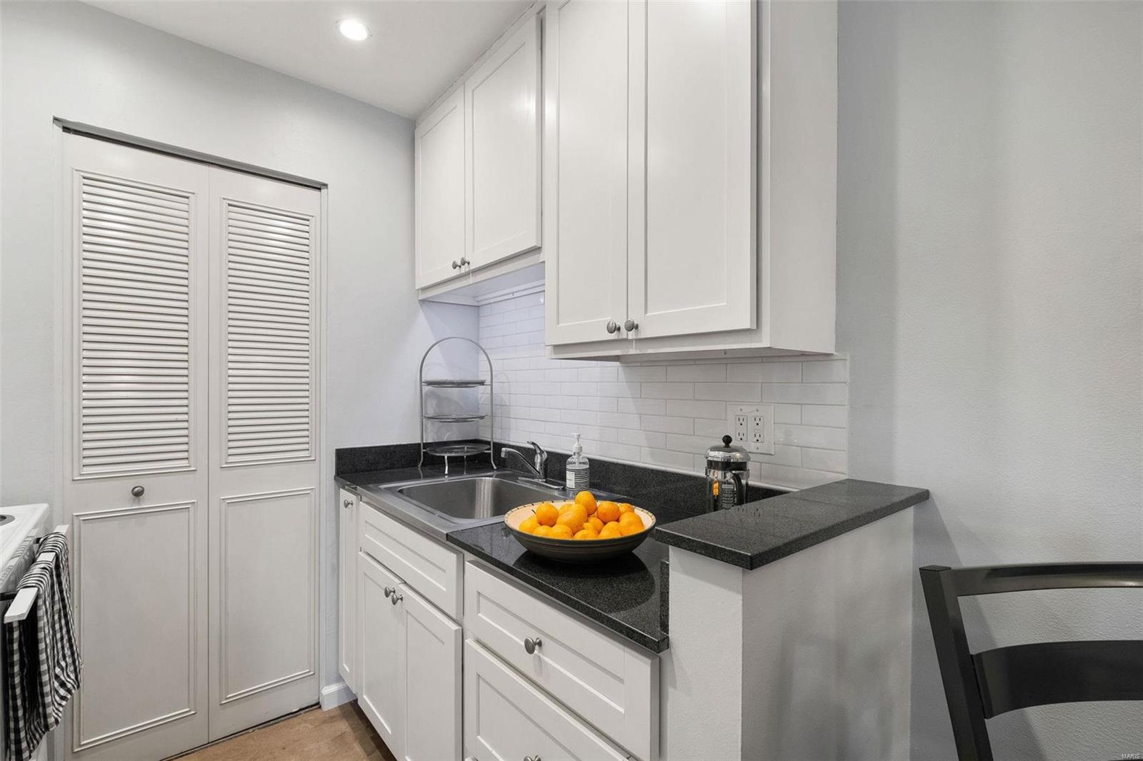 BRIDGECREST ESTATES NO 1 CONDOMINIUM - Residential