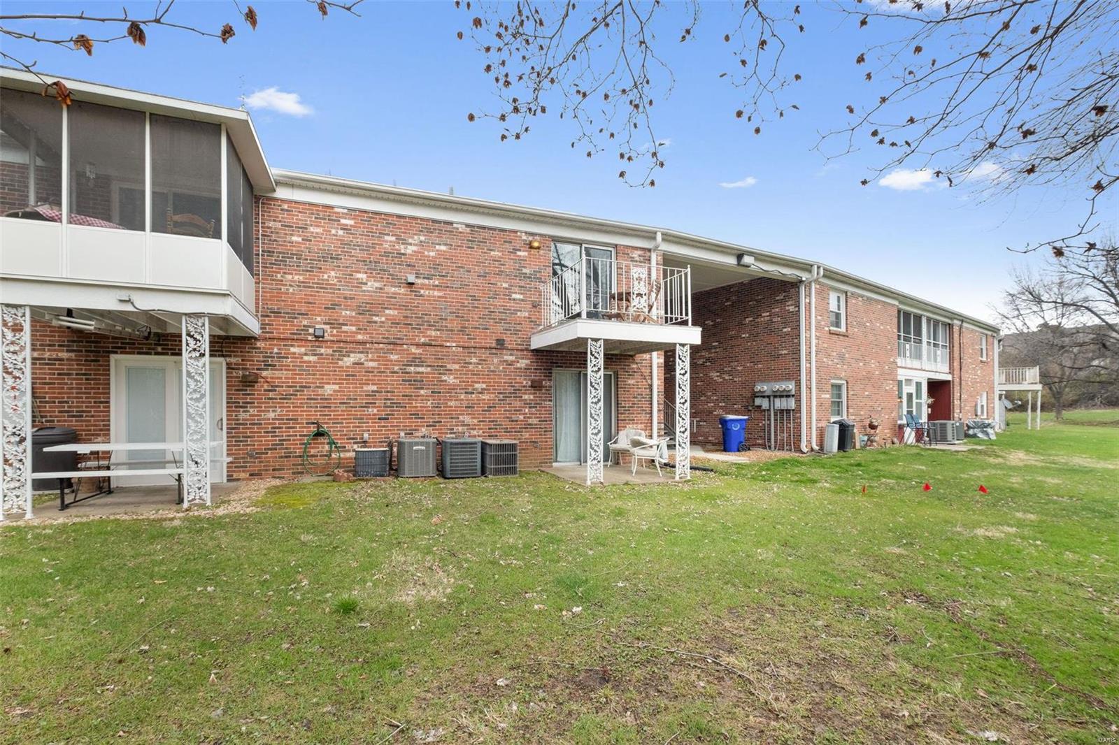 BRIDGECREST ESTATES NO 1 CONDOMINIUM - Residential