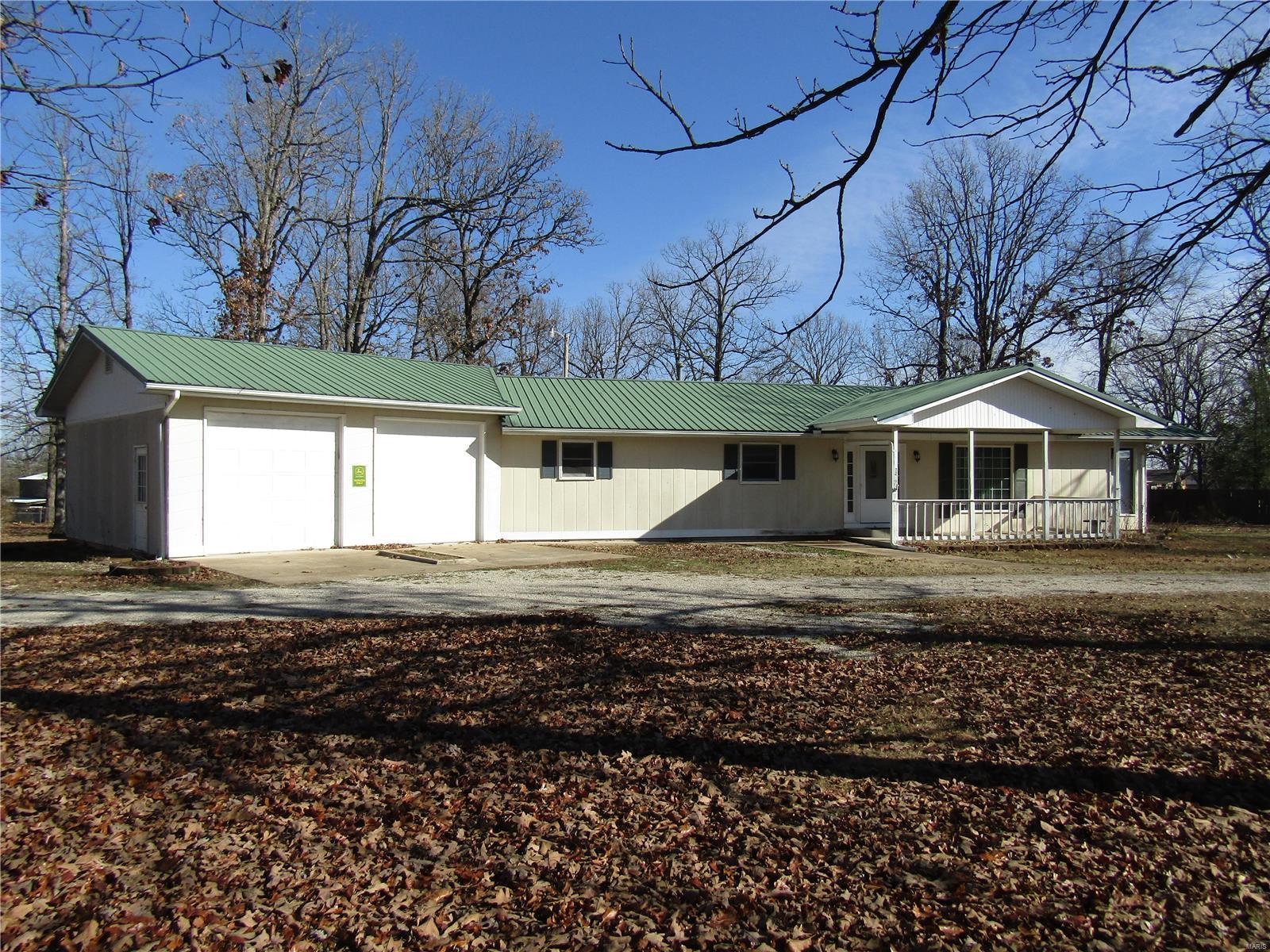 Large 3 bedroom 2 bath home located south of Lebanon! Enjoy the large living area that could be divided into a dining room/living room combo, or make it a living room/library/media room combo! Large master bathroom with a master bath. Large kitchen with a small island. The small dining room or a small breakfast area looks out onto the back deck and the large back yard. Home has a partially covered back deck with a hot tub! Home offers a large 2 car garage with lots of storage space! Small yellow shed is great for the extra tools and mower!
Call today for your own personal showing! Additional Rooms: Mud Room