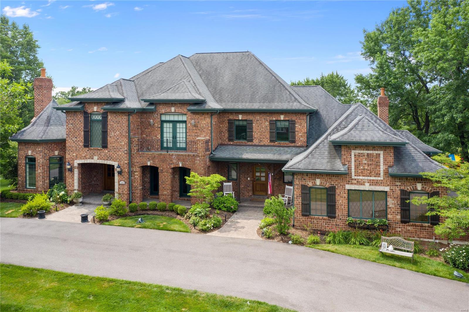 Located in beautiful Thornhill subdivision, this newer construction Executive home offers large open spaces, rich wide plank hardwood flooring, soaring ceilings, exquisite moldings, and more upgraded finishes throughout.  A stylish entry gives way to a curved staircase, dining rm, and living rm.  The updated custom high end kitchen opens to a cozy fam rm leading to a deck overlooking the 1 acre backyard.  A luxury master suite with his/her closets, office, 2 powder rms and a laundry rm complete the first floor.  Upstairs, another ensuite bedrm, and 2 well appointed bedrms sharing a lg Jack-n-Jill bath await.  The lower level offers a large rec rm, bar, media rm, exercise and more.  Walking out to the gorgeous saltwater pool, outdoor living space with fireplace are perfect for entertaining or lazy days.  Why build when you can move right in?  So many upgrades from 8 ft doors, automated audio, all the way to the oversized 4 car garage.  A must see if you appreciate newer construction. Additional Rooms: Mud Room