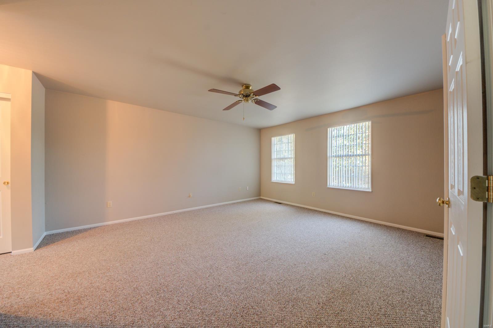 Twin Chimneys Village E Plum Grove - Residential