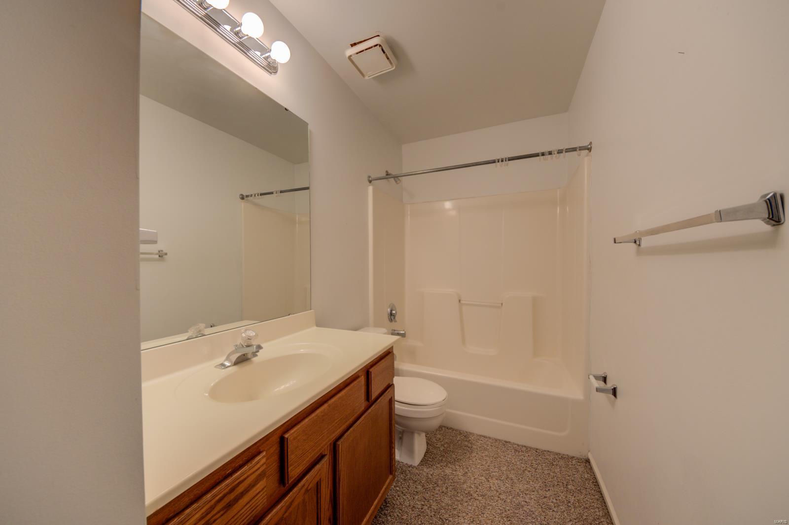 Twin Chimneys Village E Plum Grove - Residential