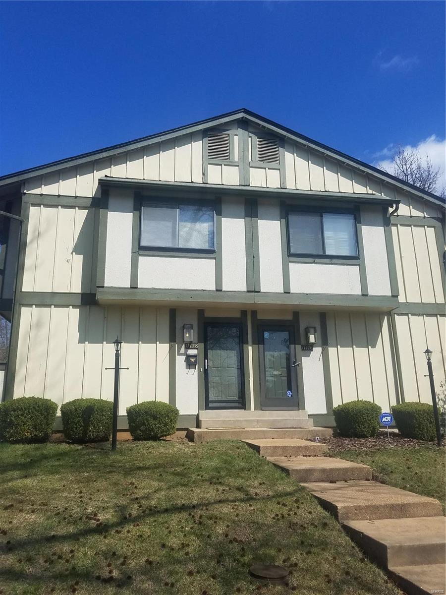 Welcome home to this beautiful spacious 3 level townhome. Located in the beautiful Sugar Tree Condos. This space doesn't disappoint. Walk in to newer floors, updated kitchen with newer appliances. Whether you like to run, walk or just relax indoors, this is the place for you. Don't miss out. This one won't last long. Location: End Unit