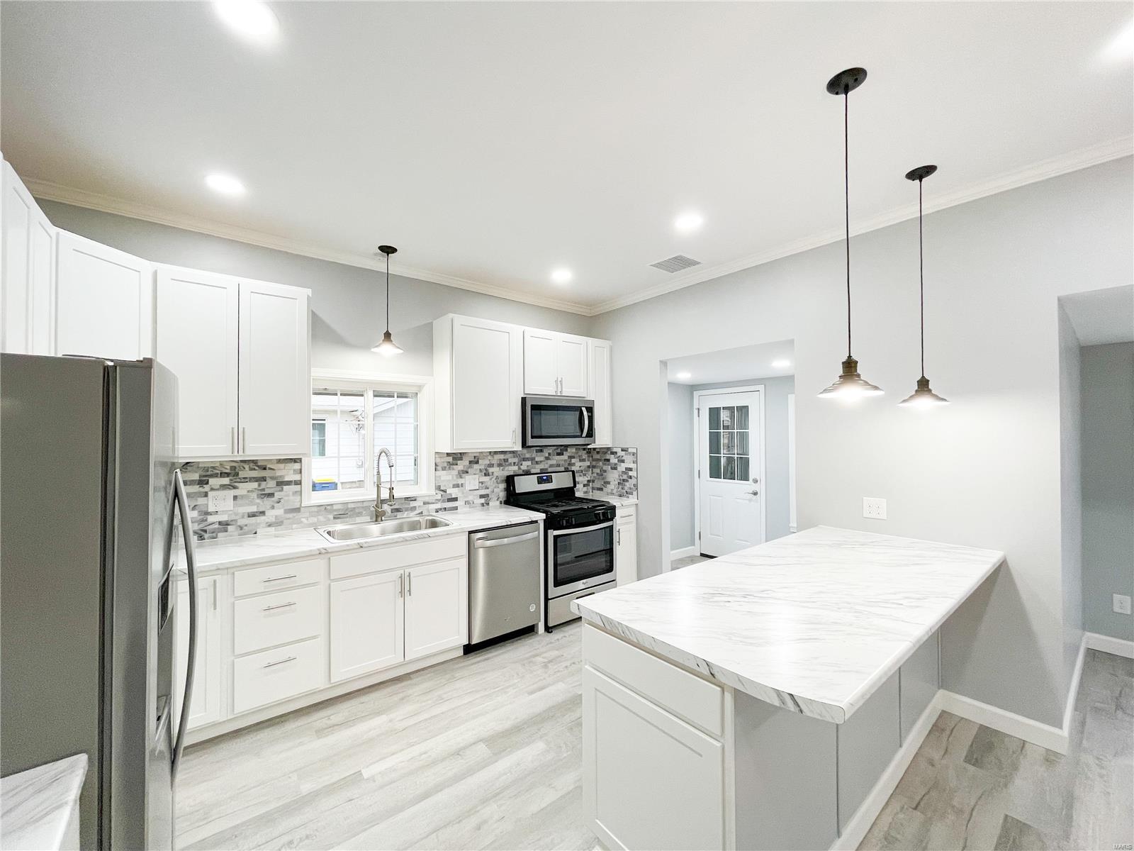 Mcmurtreys Add - Residential