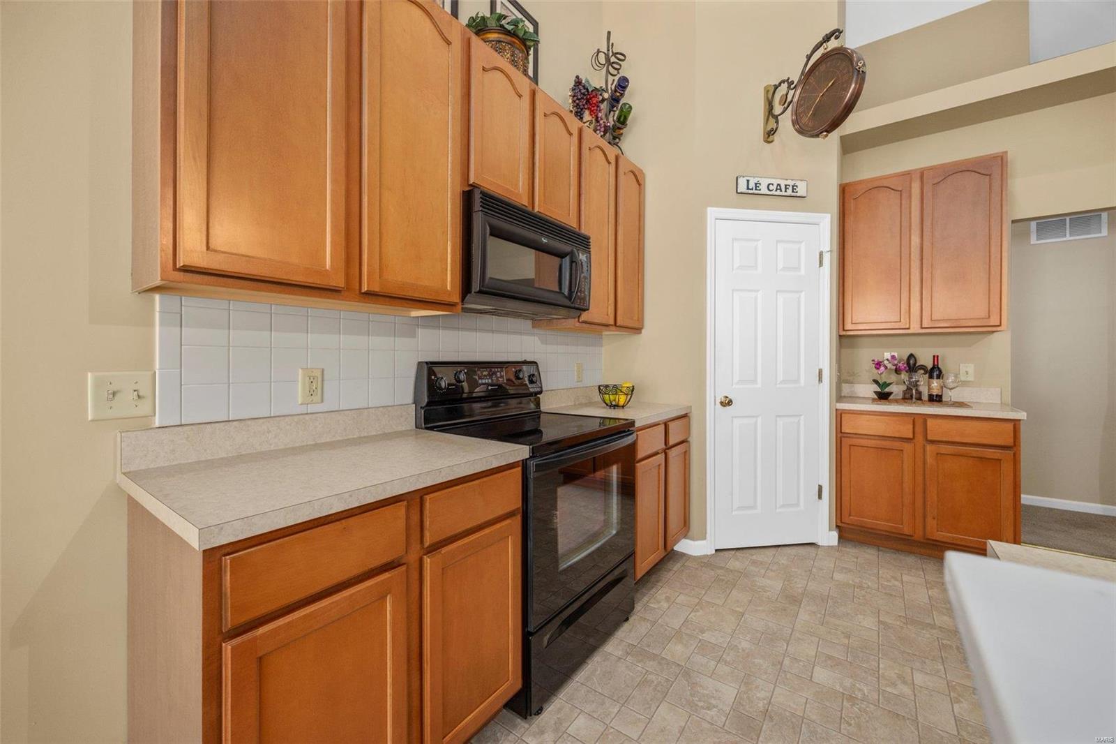 Manors At Meadowbrook #1 - Residential