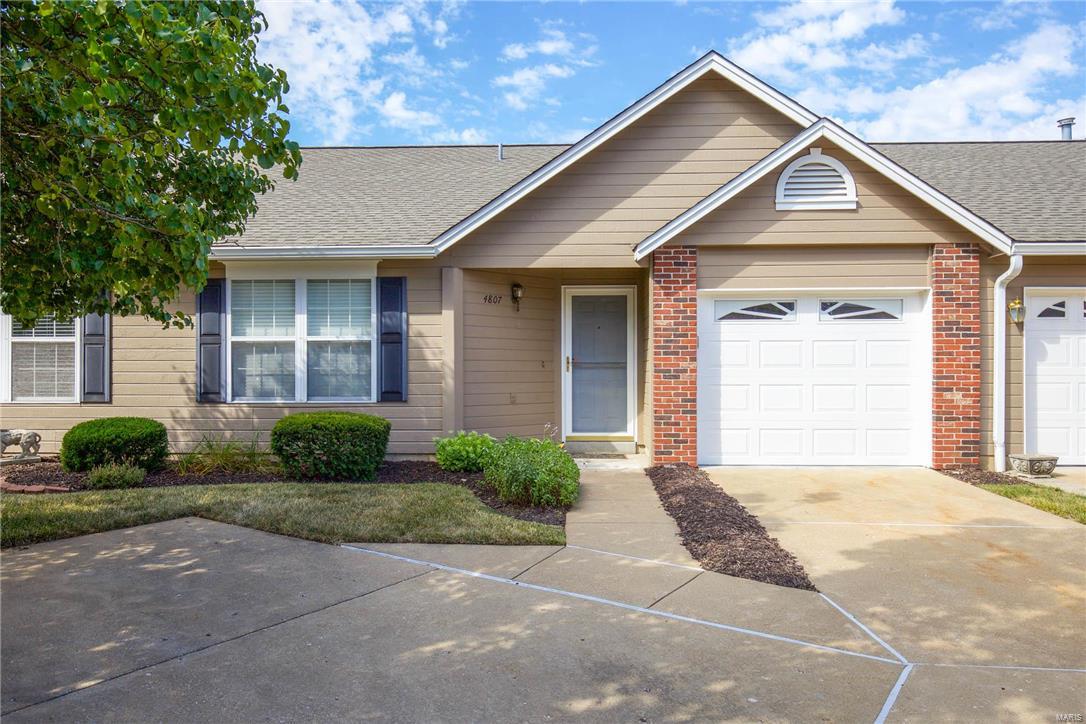 Meadow Ridge Villas #25 - Residential