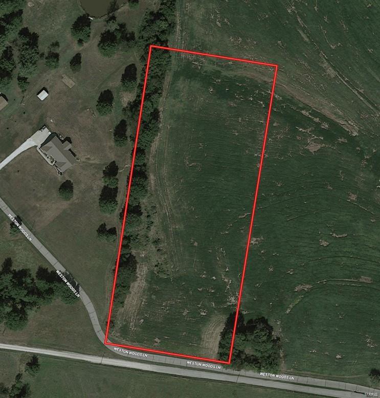 Finally, the 6.06 acre tract you have been looking for on the outskirts of St. Paul has come available! With the convenience to O’Fallon only minutes away, you get the country setting with all of the amenities of living “in town”. Perfect place for a family estate, horse property, or practically anything you can imagine. Minimal deed restrictions will be recorded with the property.