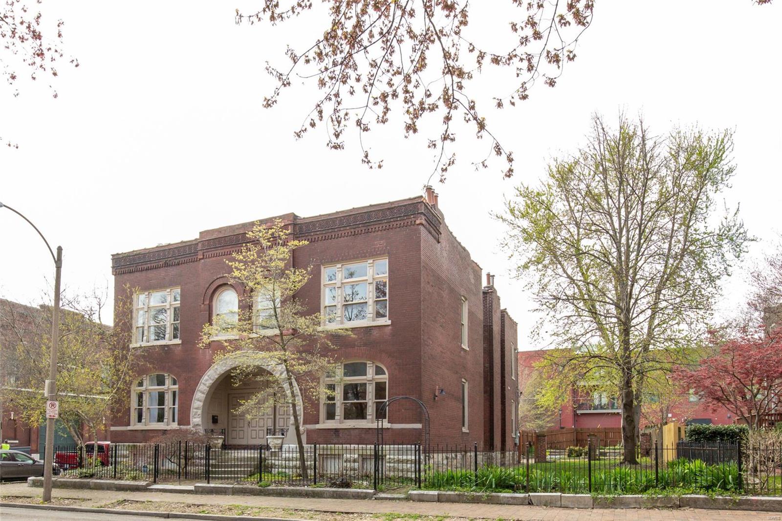 1800 Rutger Street - Residential