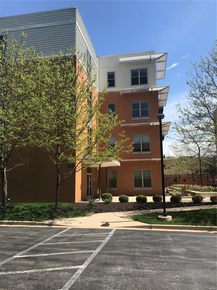 Loft living in the heart of Creve Coeur.  Top floor with elevator.  Secure building with heated underground parking and wonderful amenities.  Sweet as can be and functional.  The kitchen opens to the dining room and has granite countertops, stainless appliances, and double sinks. The master bedroom has a huge master closet, large full bath, and private laundry. In addition to the master bedroom, dining room and living room there is a nice sitting area that could be used for additional living space or a home office. Beautiful wood floors, deck off the living room, quality window treatments, 1 garage space directly across
from the front door of the unit  Building amenities include elevator, clubhouse, patio, exercise room, and pool.  Short term lease with additional fees possible.  1 year lease. Internet included in monthly lease. NO storage locker. Location: Upper Level