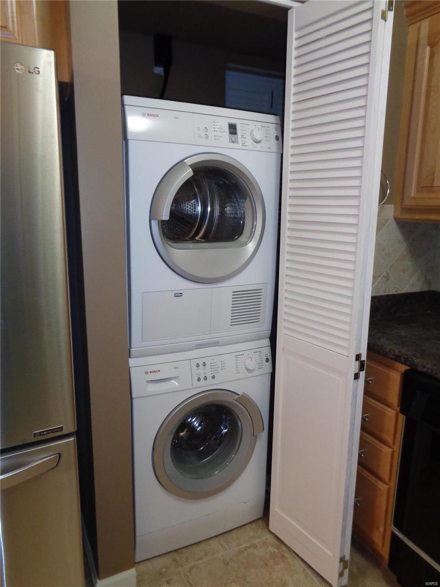 Brentwood Forest Condo Ph Two - Residential