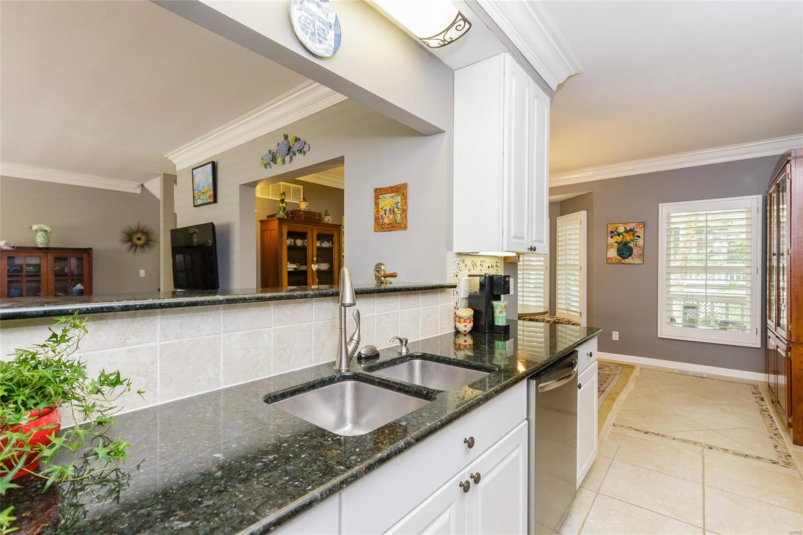 Hawken Condo Ph D - Residential