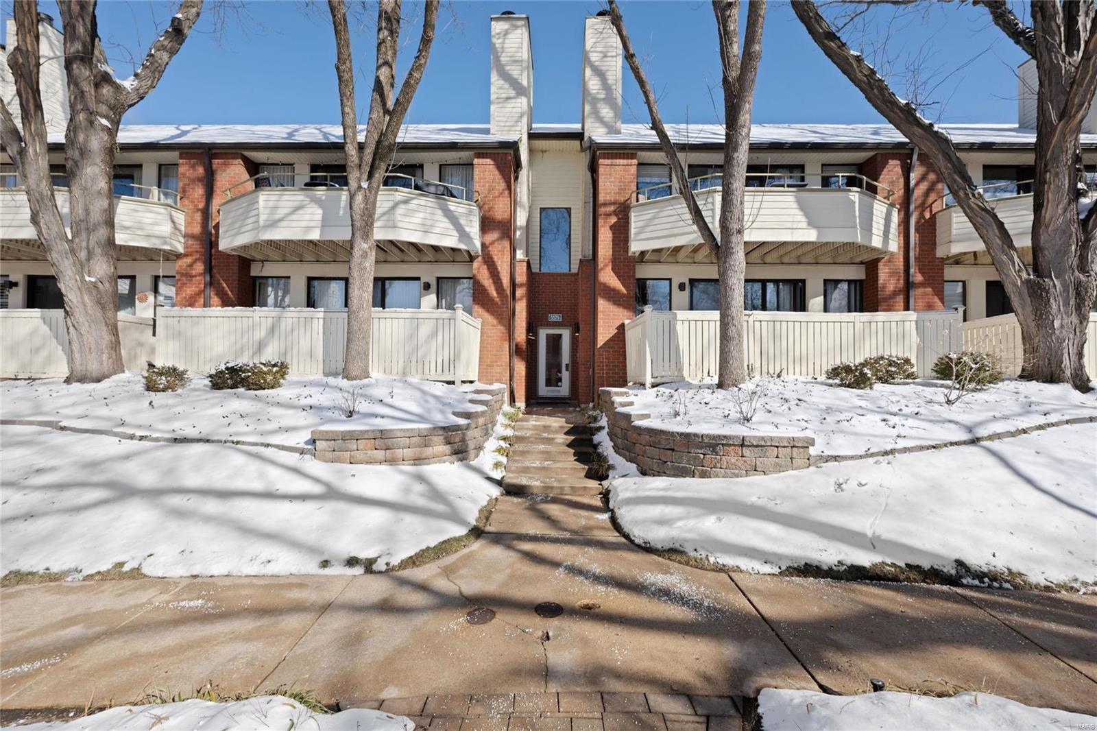 Waterford Square Condos - Residential