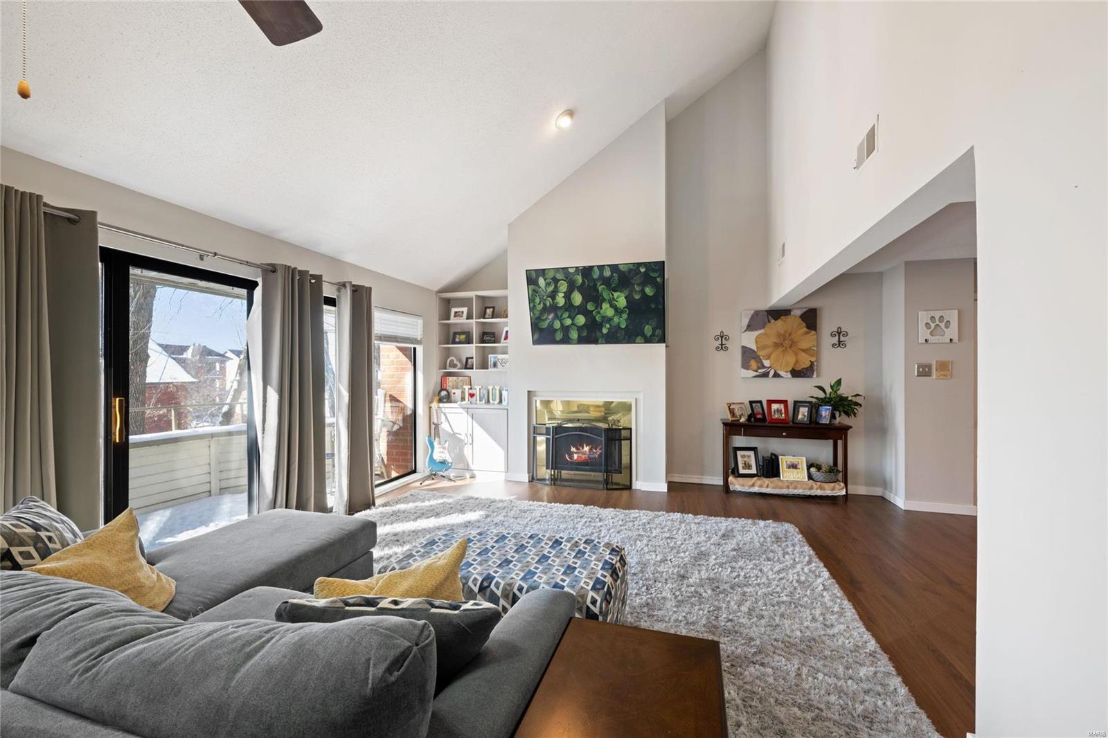 Waterford Square Condos - Residential