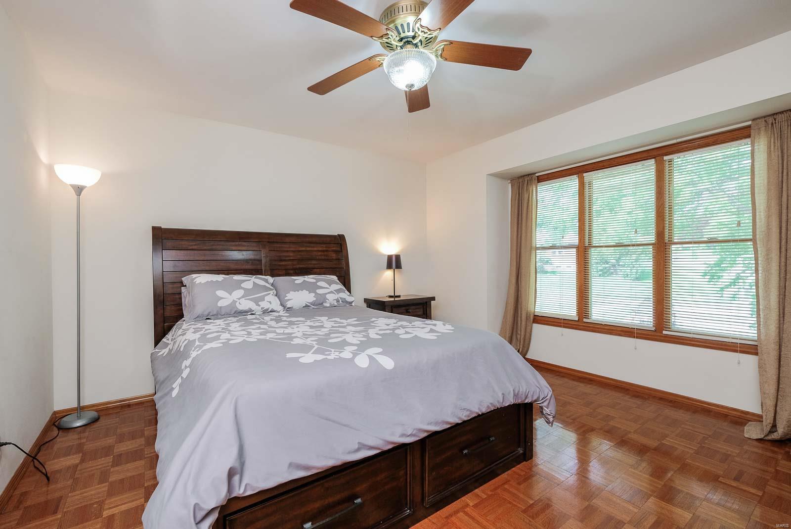 Ladue Park - Residential