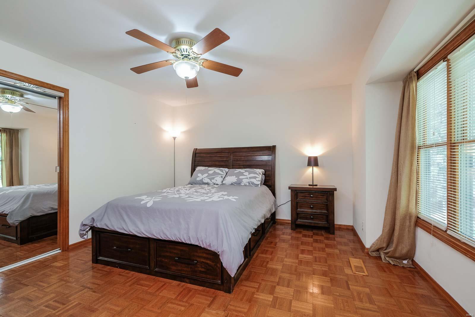 Ladue Park - Residential