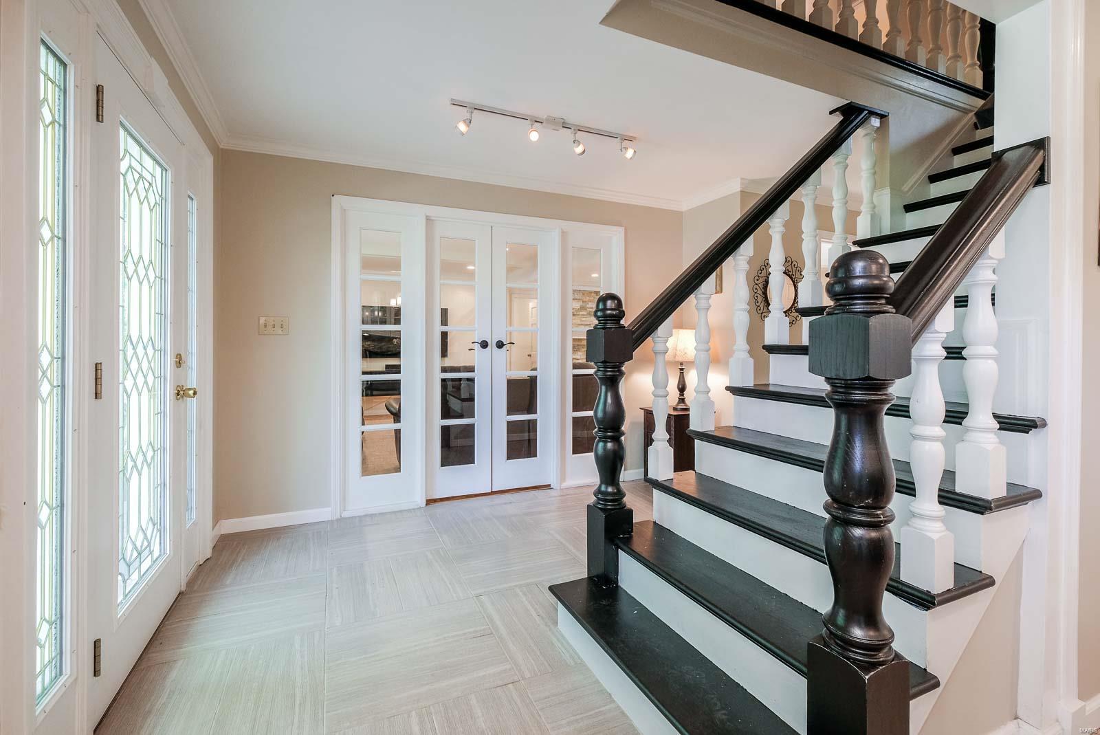 Ladue Park - Residential