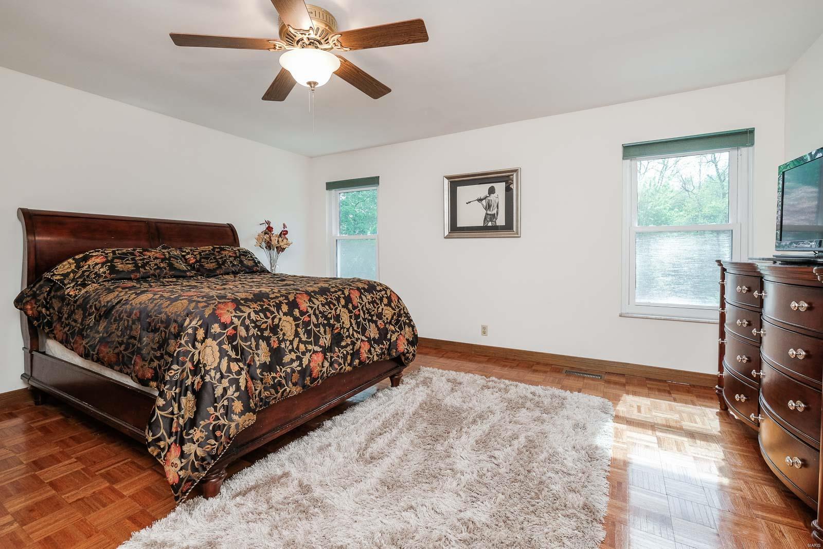 Ladue Park - Residential