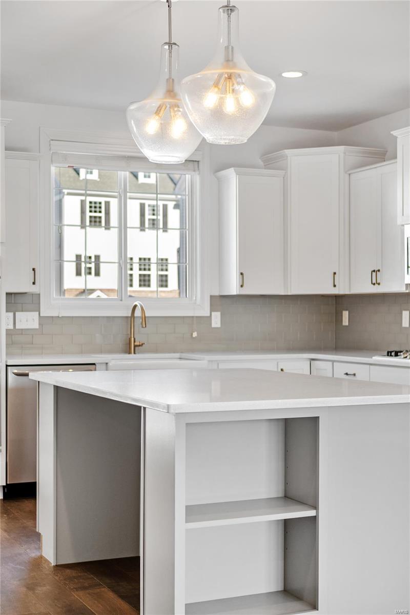 Central Park Townes Amd - Residential Lease