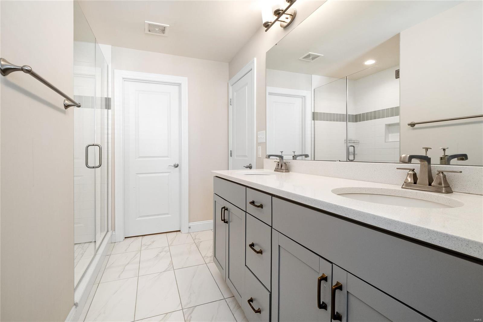 Central Park Townes Amd - Residential Lease