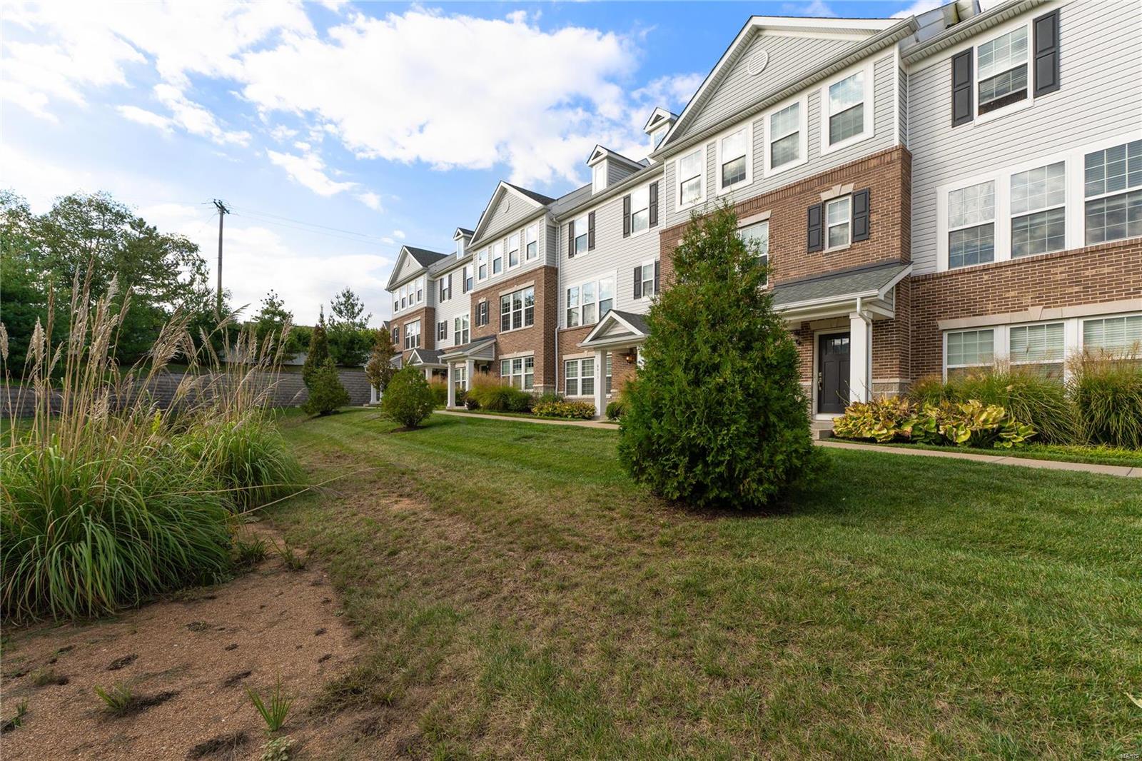 Central Park Townes Amd - Residential Lease