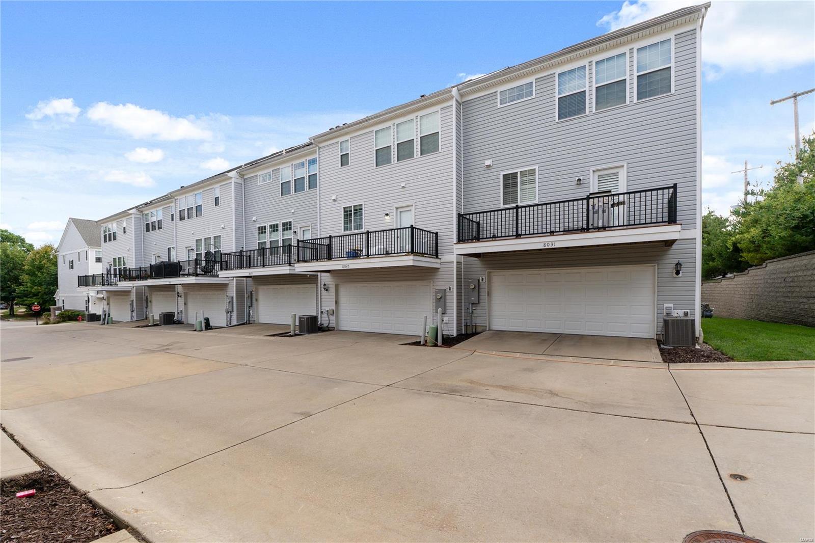 Central Park Townes Amd - Residential Lease