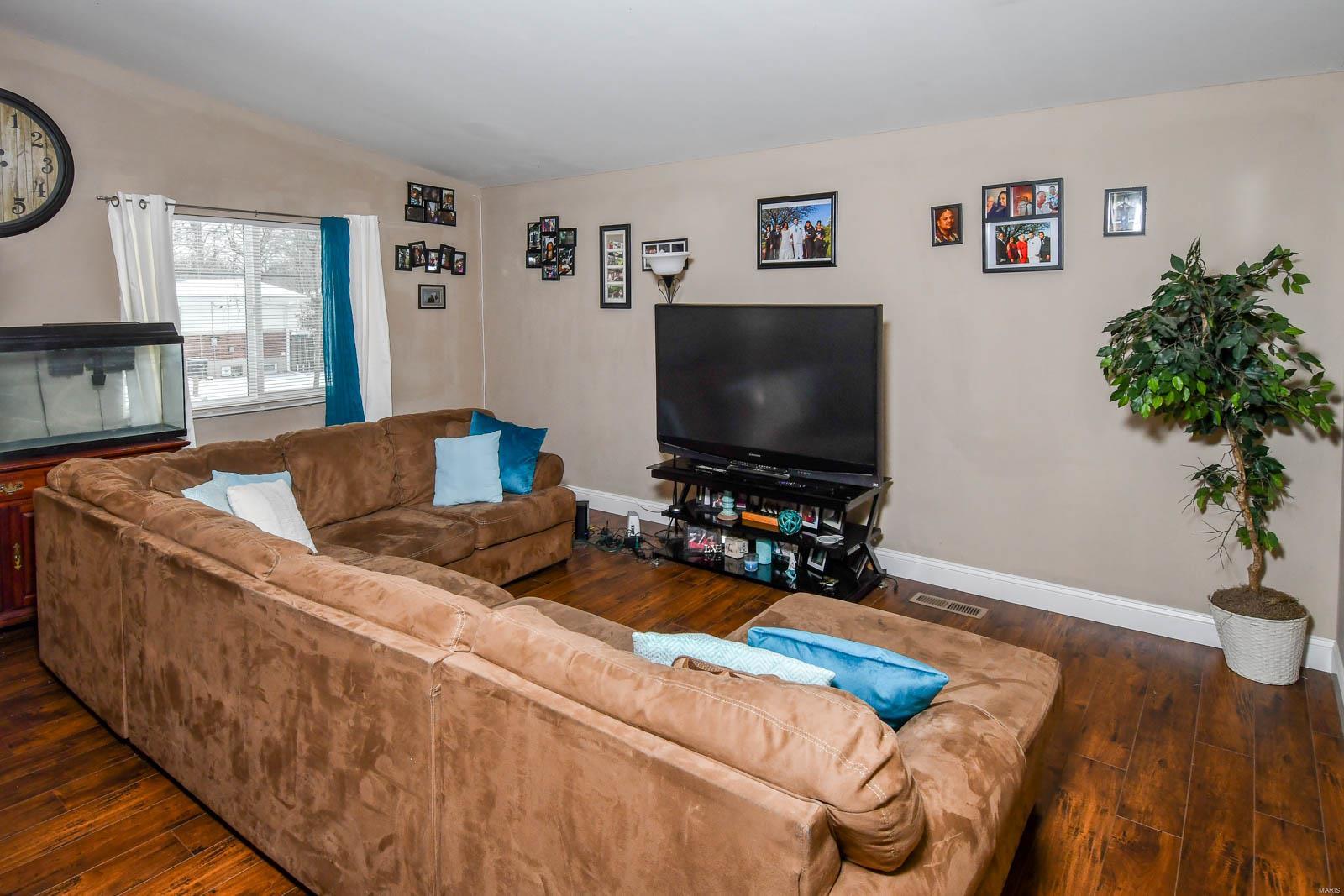 Paddock Hills 9 - Residential