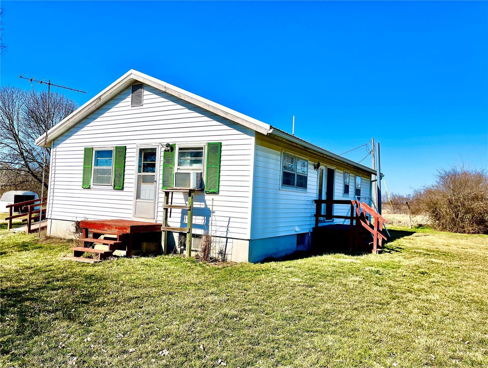 Perry - Farm