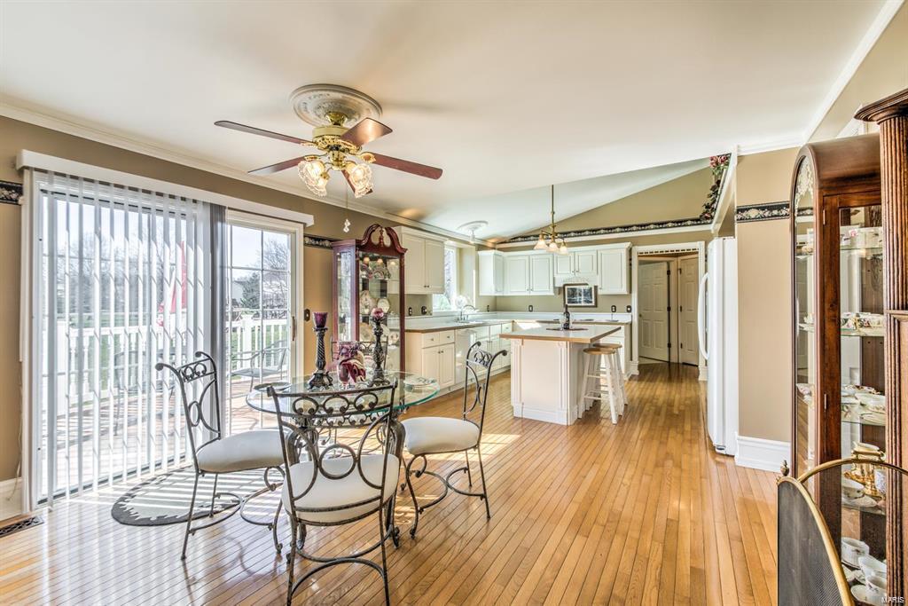 Est At Westchester Farm #3 - Residential