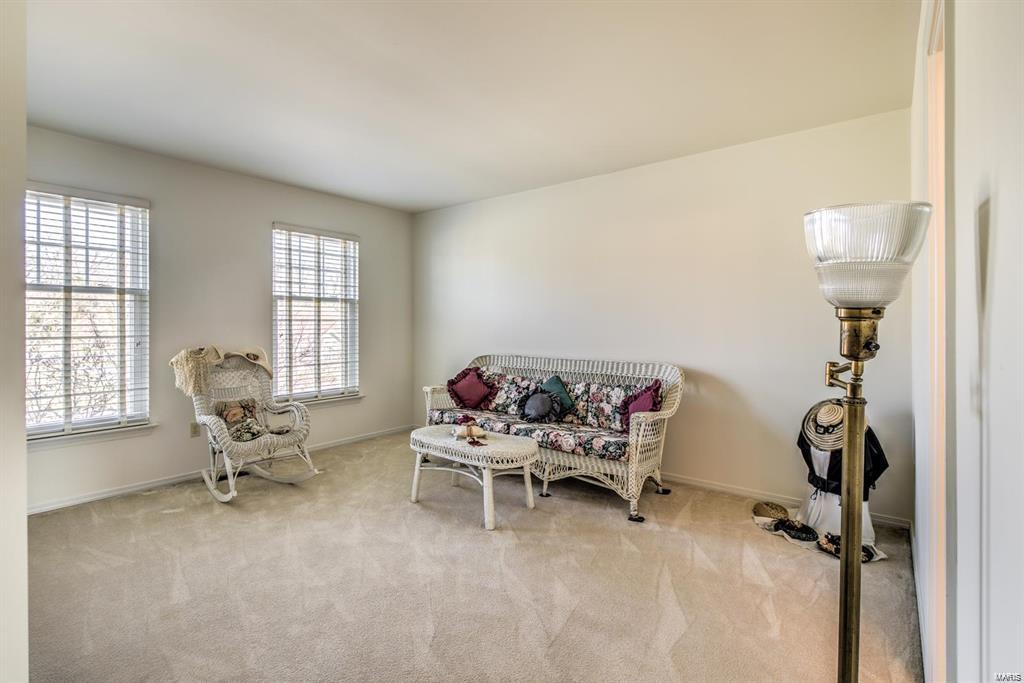 Est At Westchester Farm #3 - Residential