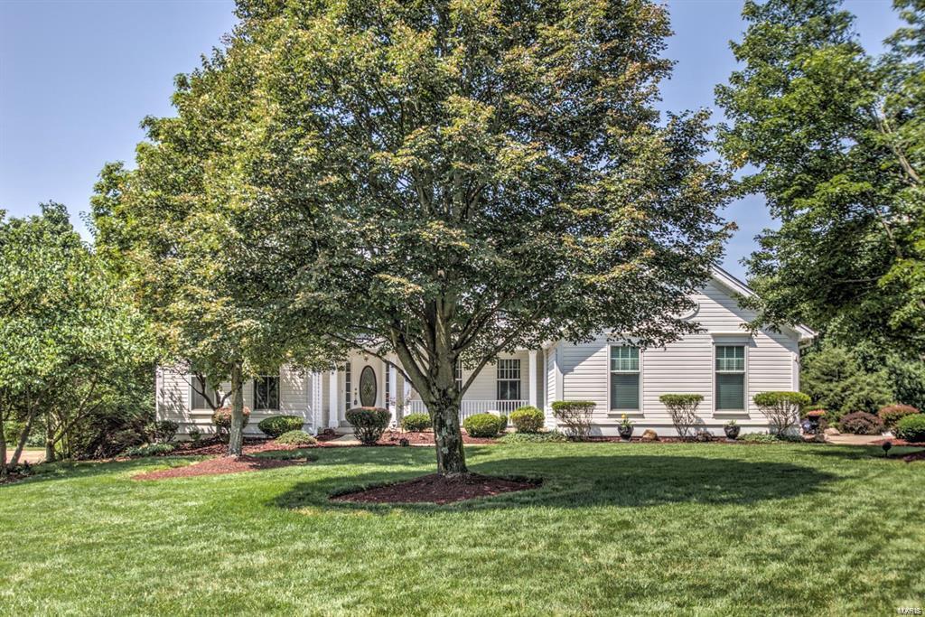 Est At Westchester Farm #3 - Residential
