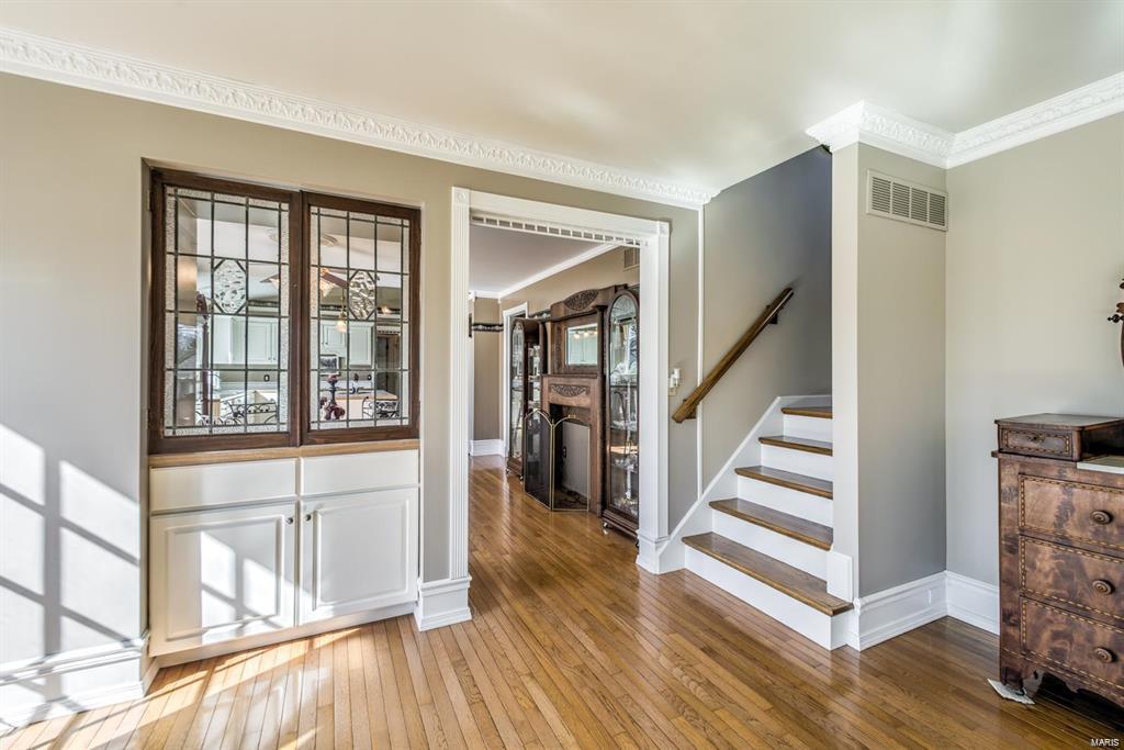 Est At Westchester Farm #3 - Residential