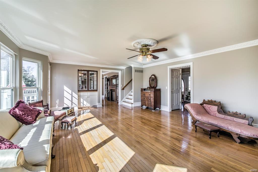 Est At Westchester Farm #3 - Residential