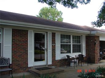 Additional Rooms: Sun Room