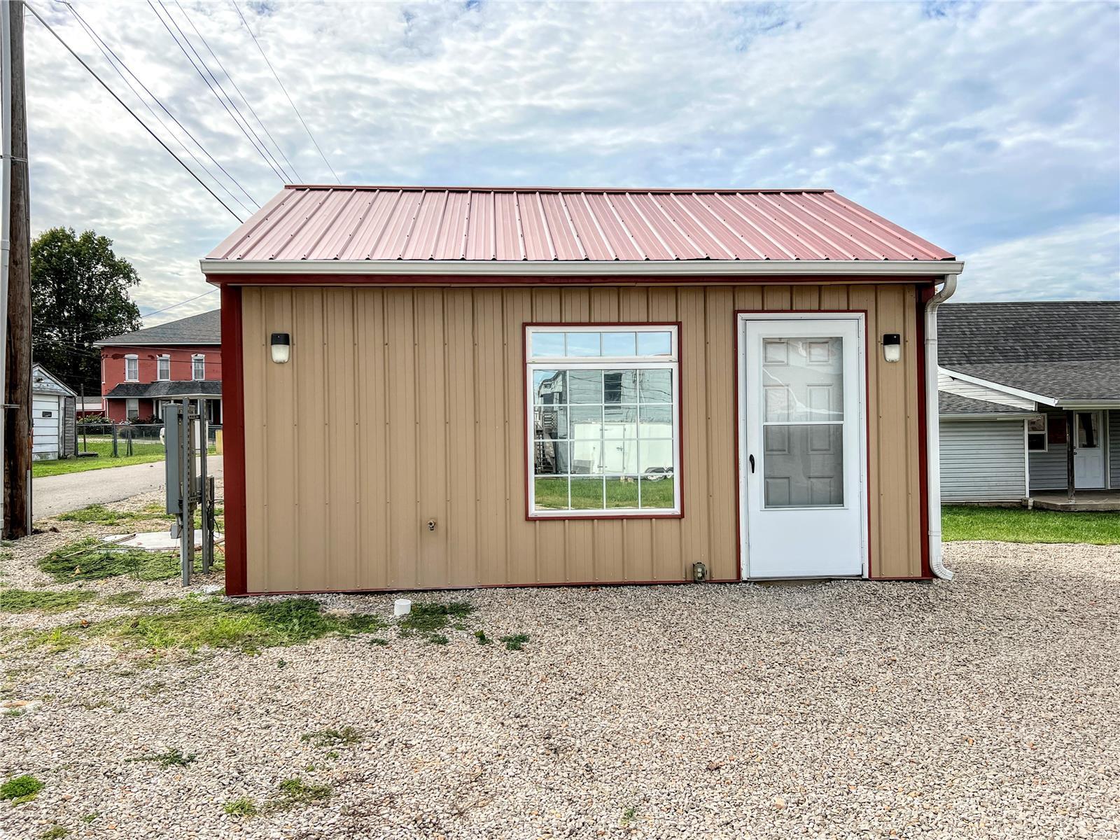 Endless possibilities with this commercial property located in downtown Bonne Terre.  High traffic area, Hwy 47 frontage, this has been a well known used car lot for over 20 years.  Office was built in 2015, 100 amp service, heating and cooling, utility room, and bathroom.  Plenty of space for just about anything and room for expansion.  Large parking area, alley access.  Complete your future plans and goals with this ideal commercial location. Location: Business Park, City, Downtown, High Traffic, Hwy/Interstate Frntg
