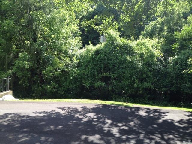 Westbury Manor 6 - Residential Lease