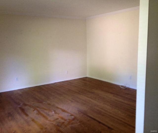 Westbury Manor 6 - Residential Lease