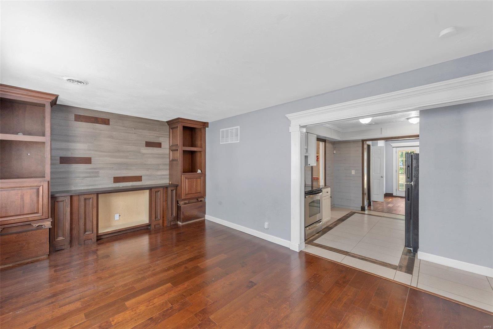 Miru Acres - Residential