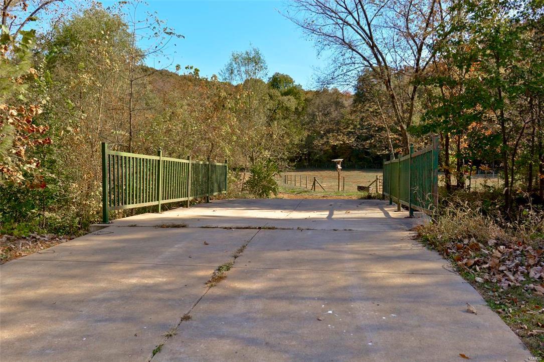 Brooks Farm - Farm