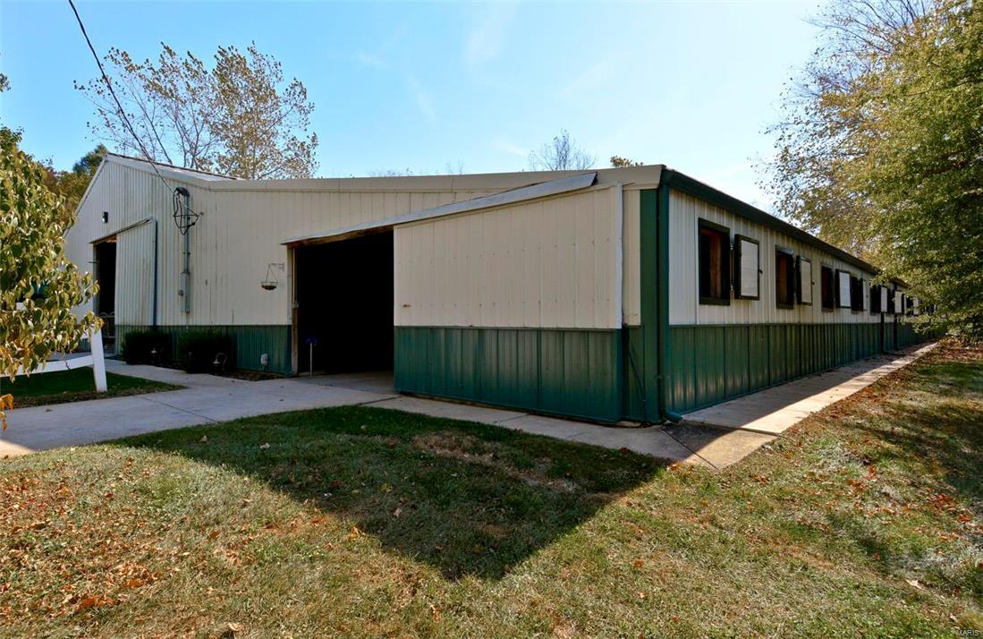 Brooks Farm - Farm