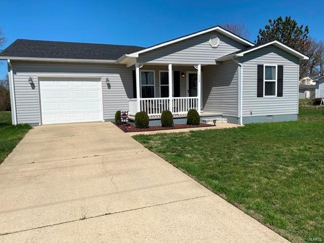 Buyers, are you struggling to find the right home at the right price in the current market? This space is the perfect package of style, comfort and value! Truly turn key and worry free, the property has been very well maintained including a new roof in 2020. It is USDA, FHA and VA ready! The suite of appliances are to convey with the property.