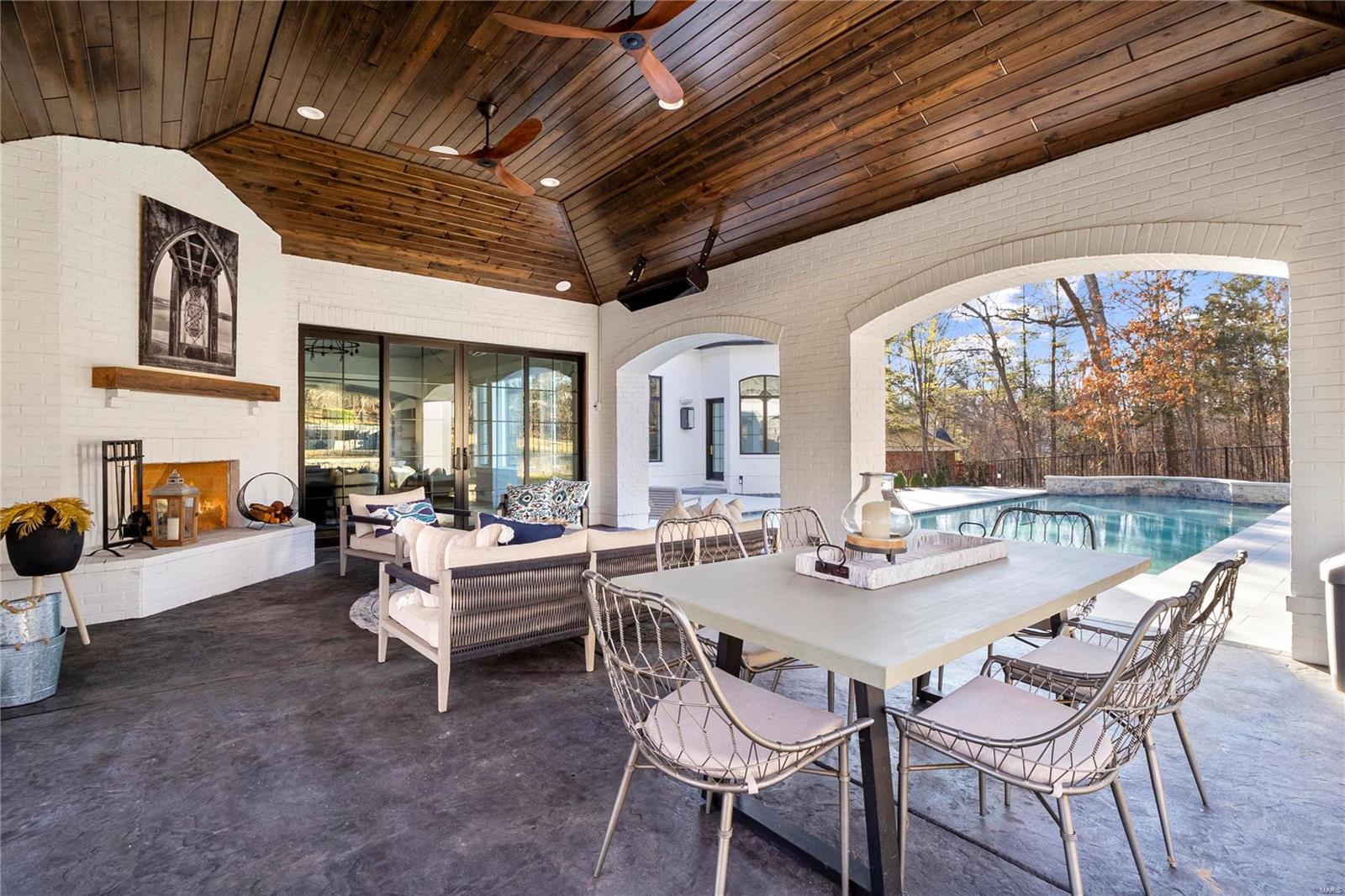 Williamsburg 3 - Residential
